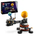 LEGO Technic Pianeta Terra e Luna in Orbita, Giochi Spaziali per Bambini e Bambine da 10 Anni in su, Sistema Solare Giocattolo da Costruire con Pianet