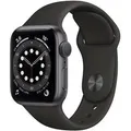 Apple Watch Series 6 GPS, 40 mm kast van zilverkleurig aluminium met zwarte sportband